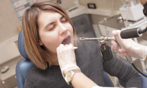 Качественное промывание лакун миндалин